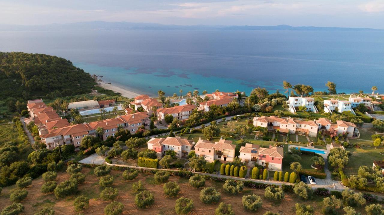 Rastoni Fabienne Shared Pool Maisonette, Afitos Buitenkant foto
