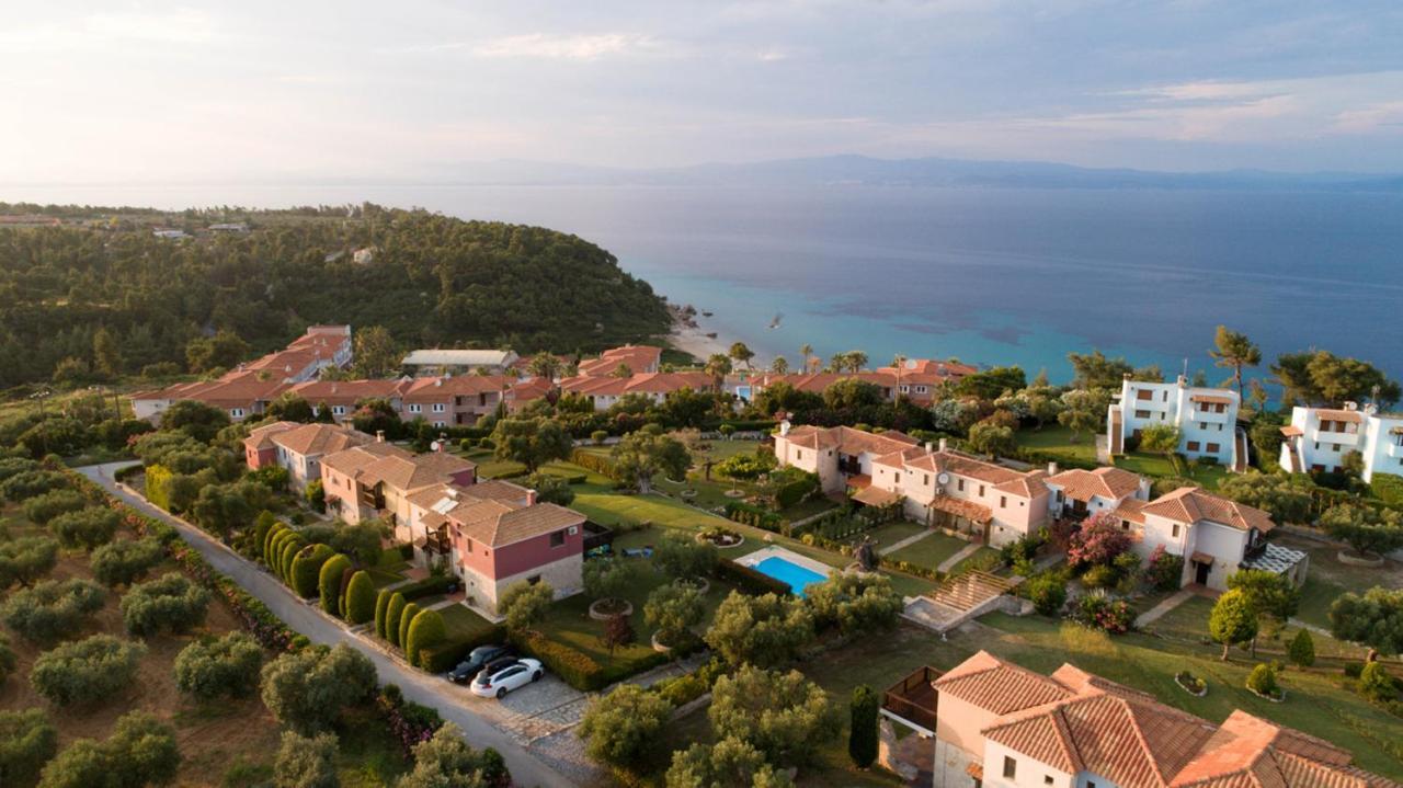 Rastoni Fabienne Shared Pool Maisonette, Afitos Buitenkant foto