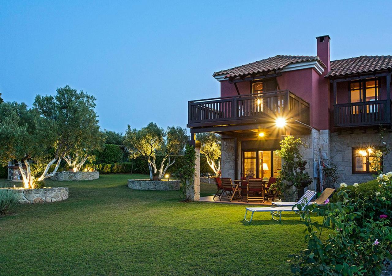 Rastoni Fabienne Shared Pool Maisonette, Afitos Buitenkant foto