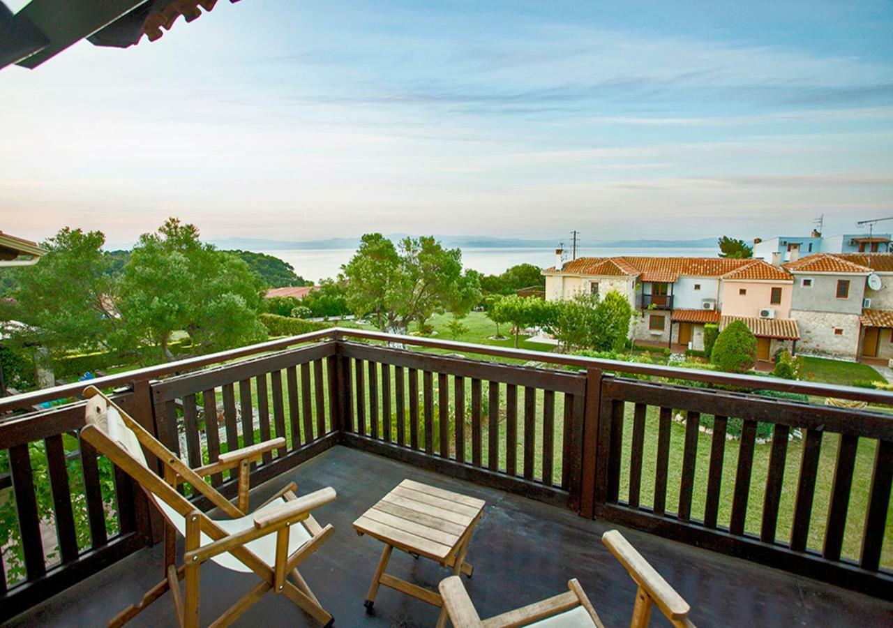 Rastoni Fabienne Shared Pool Maisonette, Afitos Buitenkant foto
