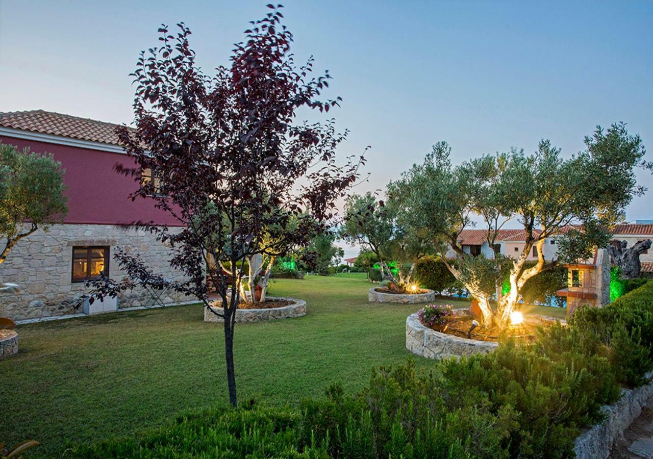 Rastoni Fabienne Shared Pool Maisonette, Afitos Buitenkant foto